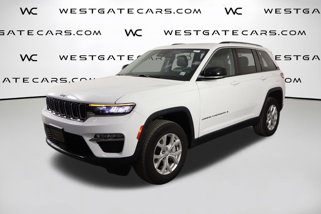 Used 2023 Jeep Grand Cherokee Limited AWD/4WD image 1