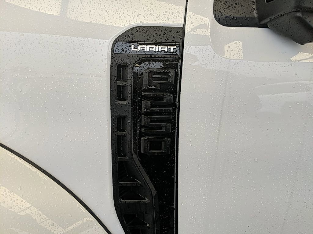 New 2026 Ford F250 Lariat w/ Black Appearance Package image 13