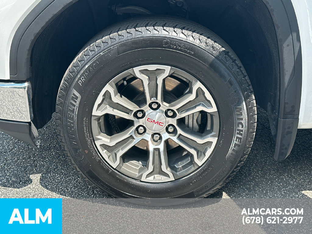 Used 2025 GMC Sierra 1500 SLT RWD image 12