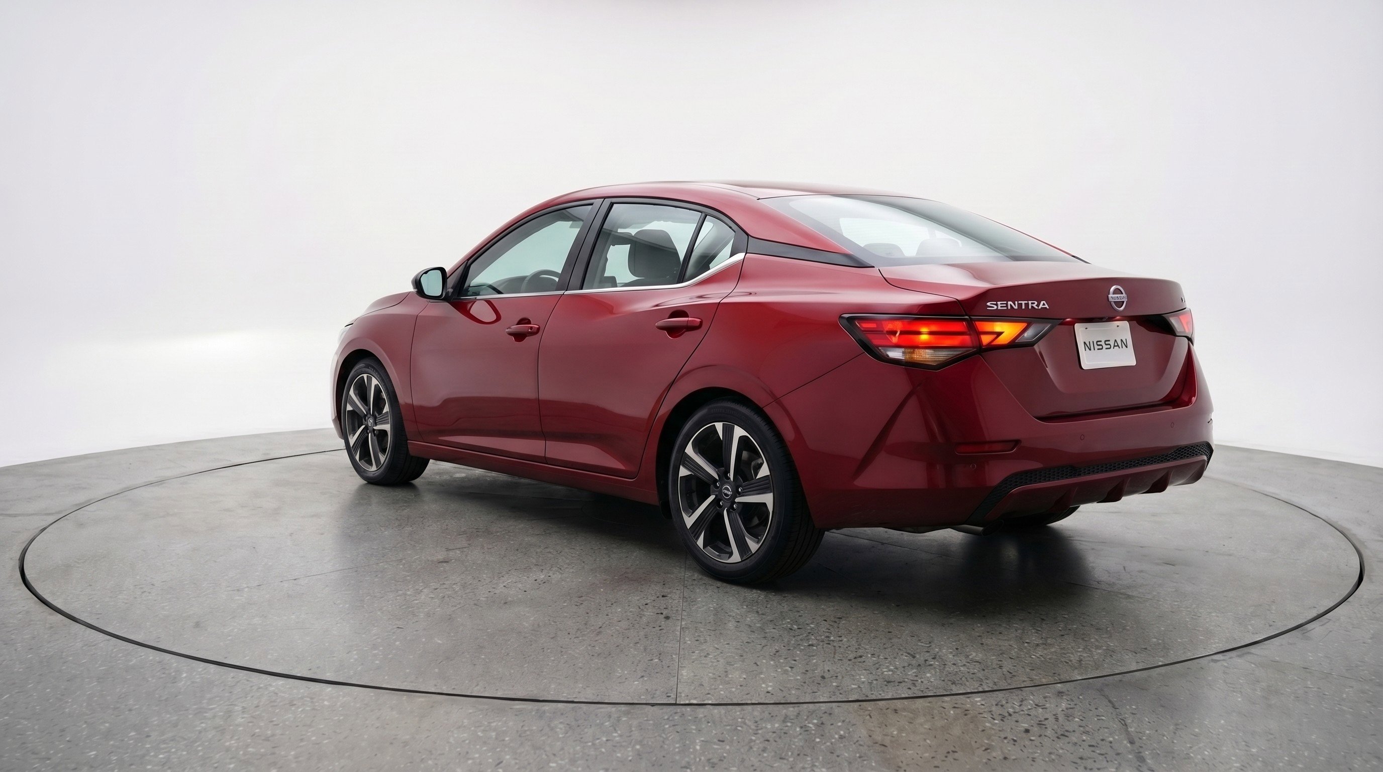 Used 2025 Nissan Sentra SV image 6