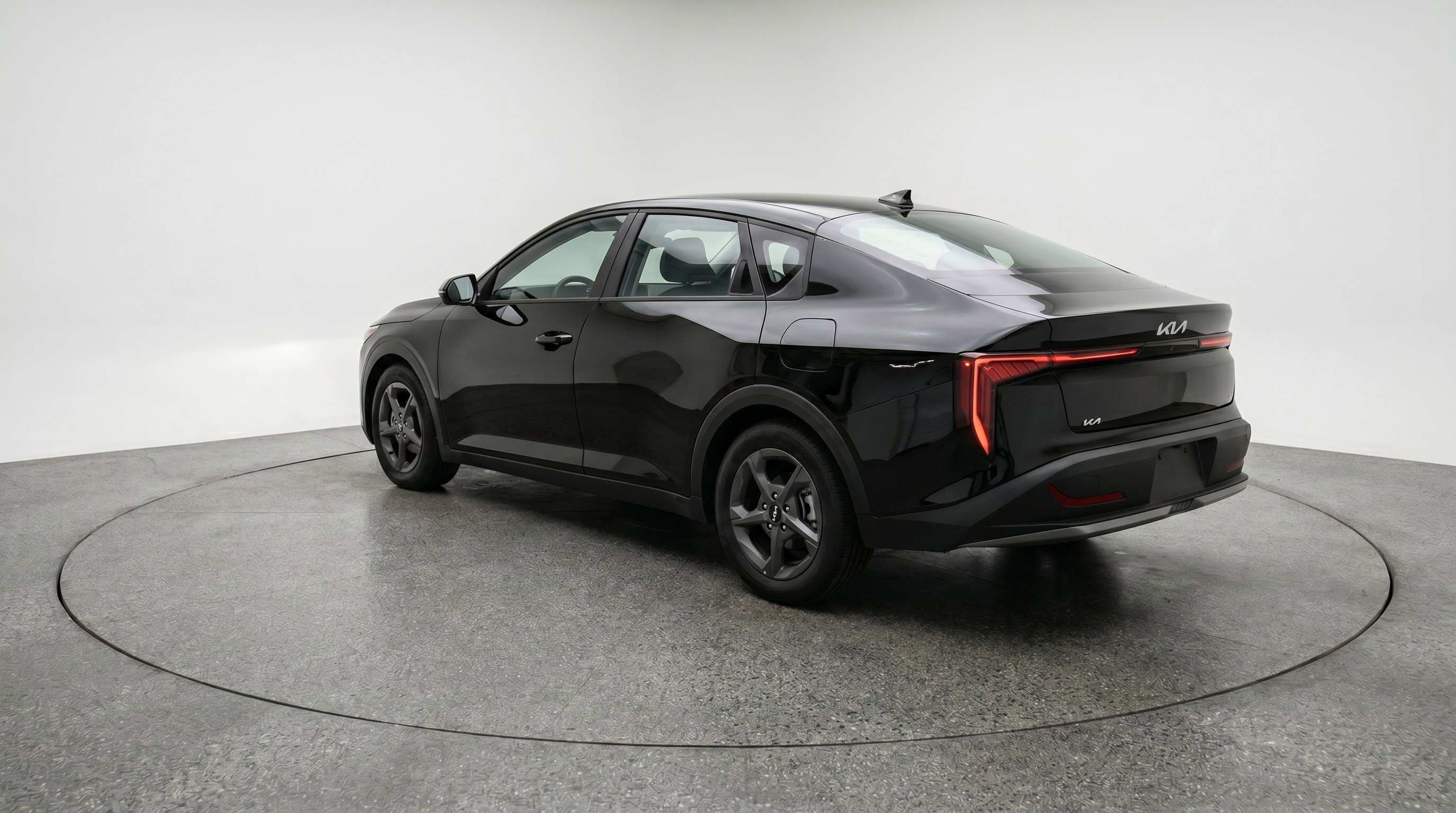 Used 2025 Kia K4 FWD image 6