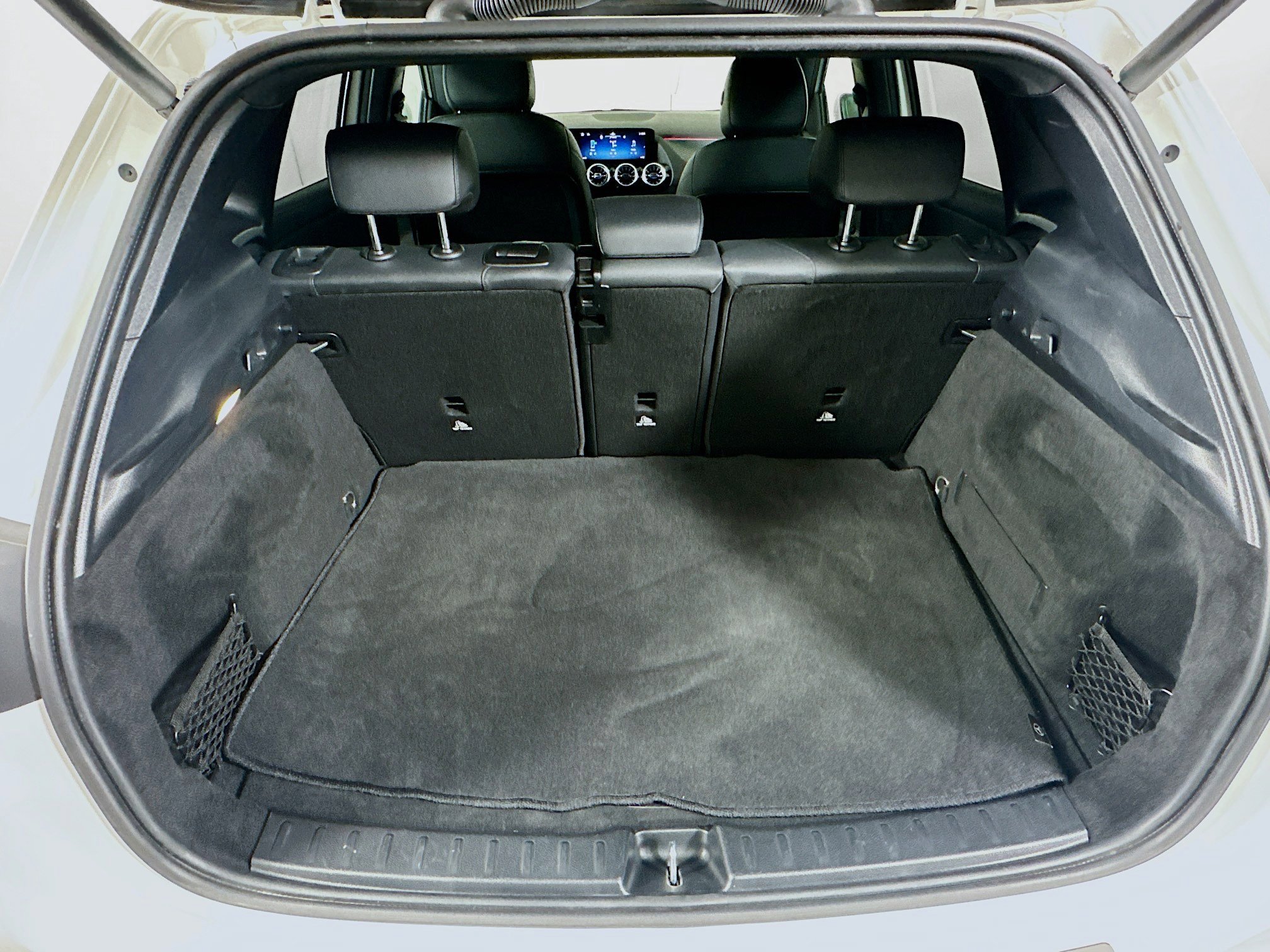 Used 2025 Mercedes-Benz GLA 250 image 27