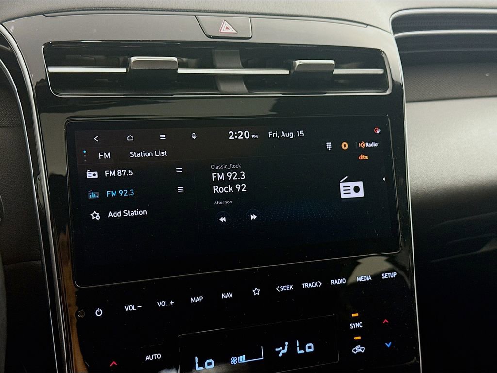 Used 2022 Hyundai Santa Cruz Limited image 35