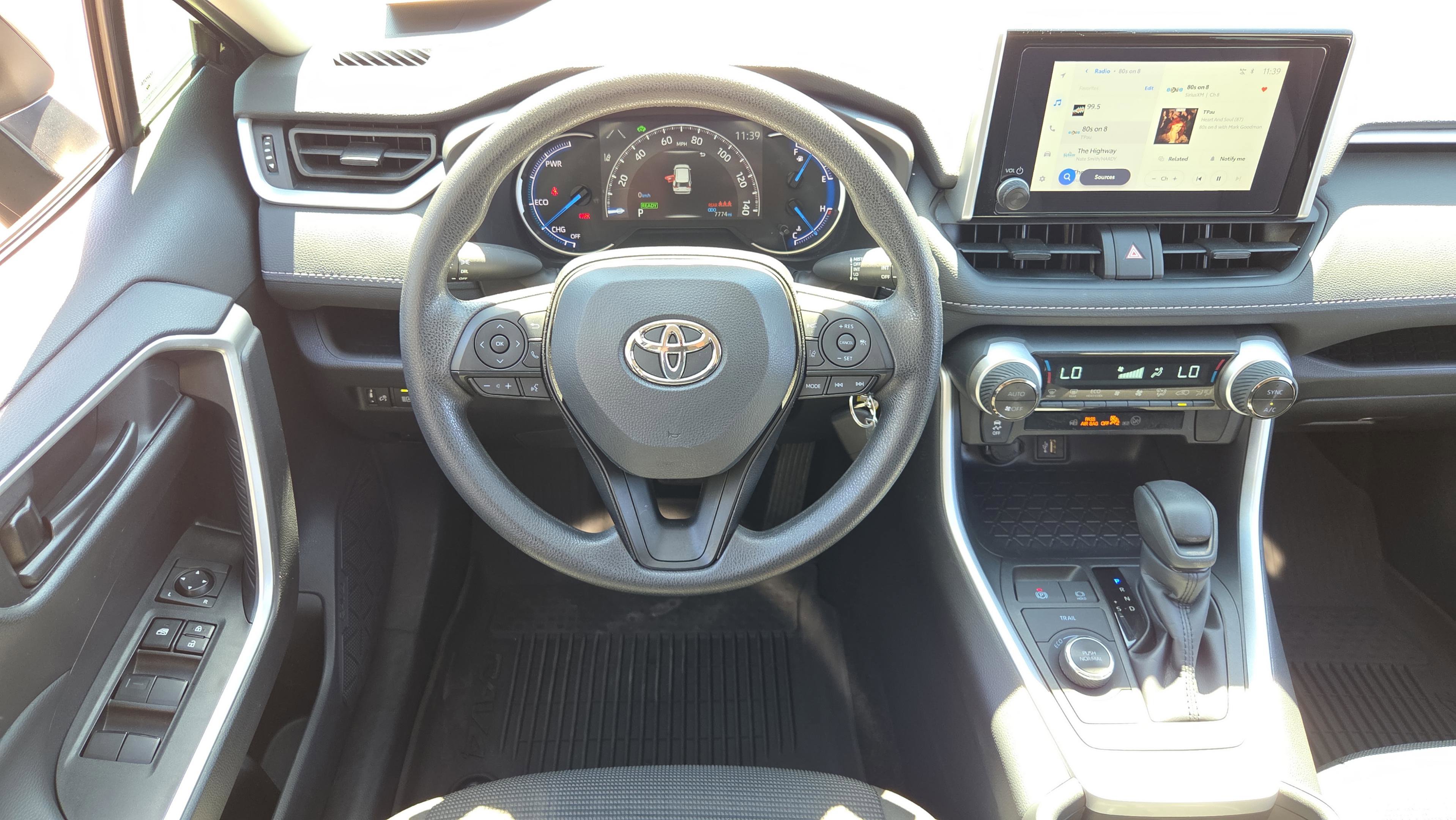 Certified 2025 Toyota RAV4 LE image 17