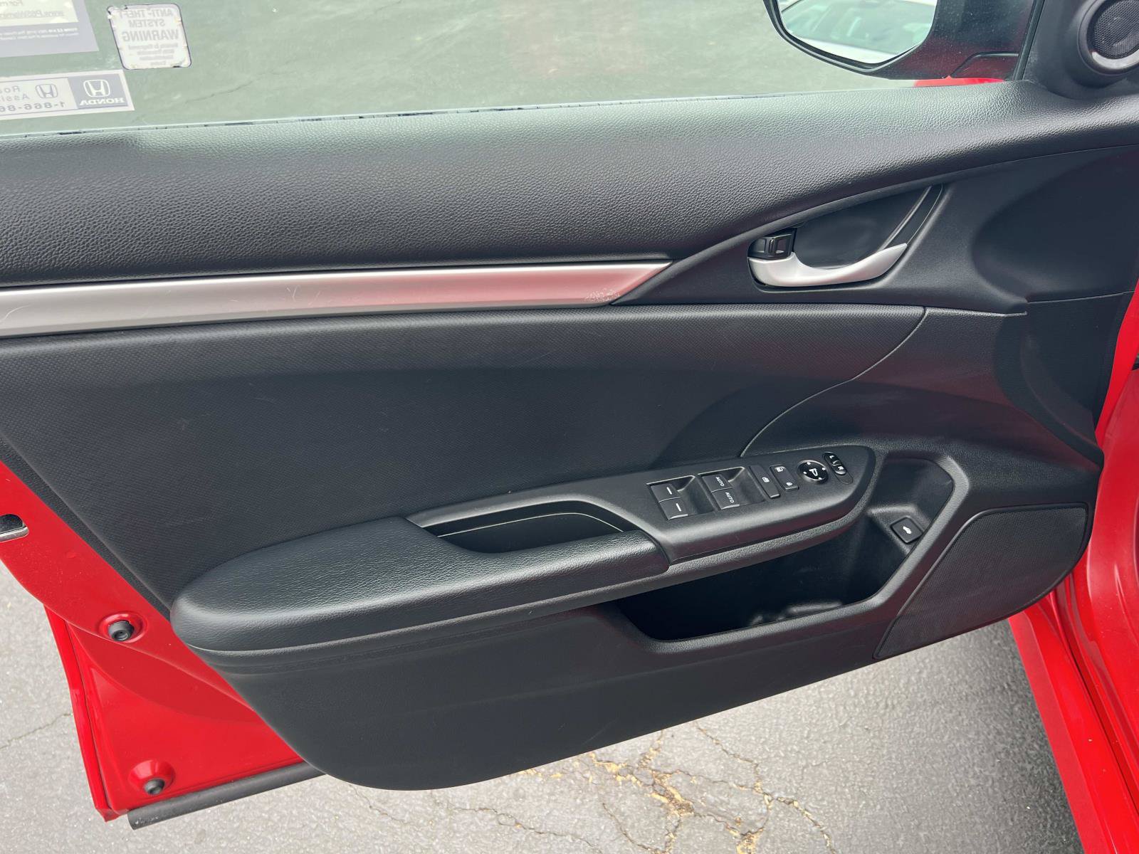 Used 2020 Honda Civic Sport image 6