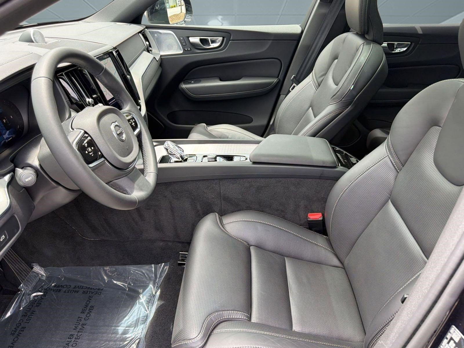Certified 2024 Volvo XC60 B5 Ultimate AWD/4WD image 5