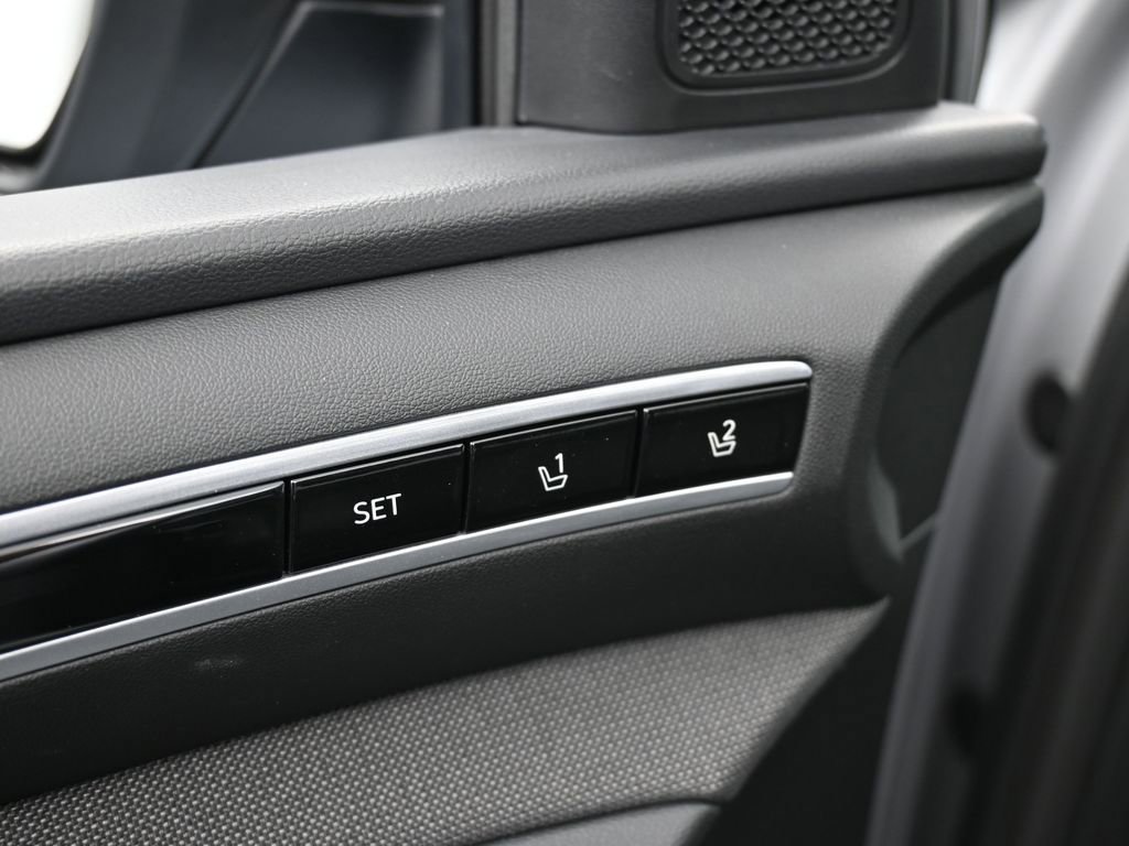 Used 2022 Hyundai Tucson Limited w/ Cargo Package image 17