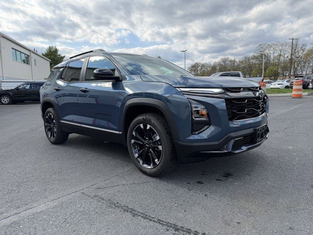 Used 2026 Chevrolet Equinox RS w/ LPO, Floor Liner Package image 9