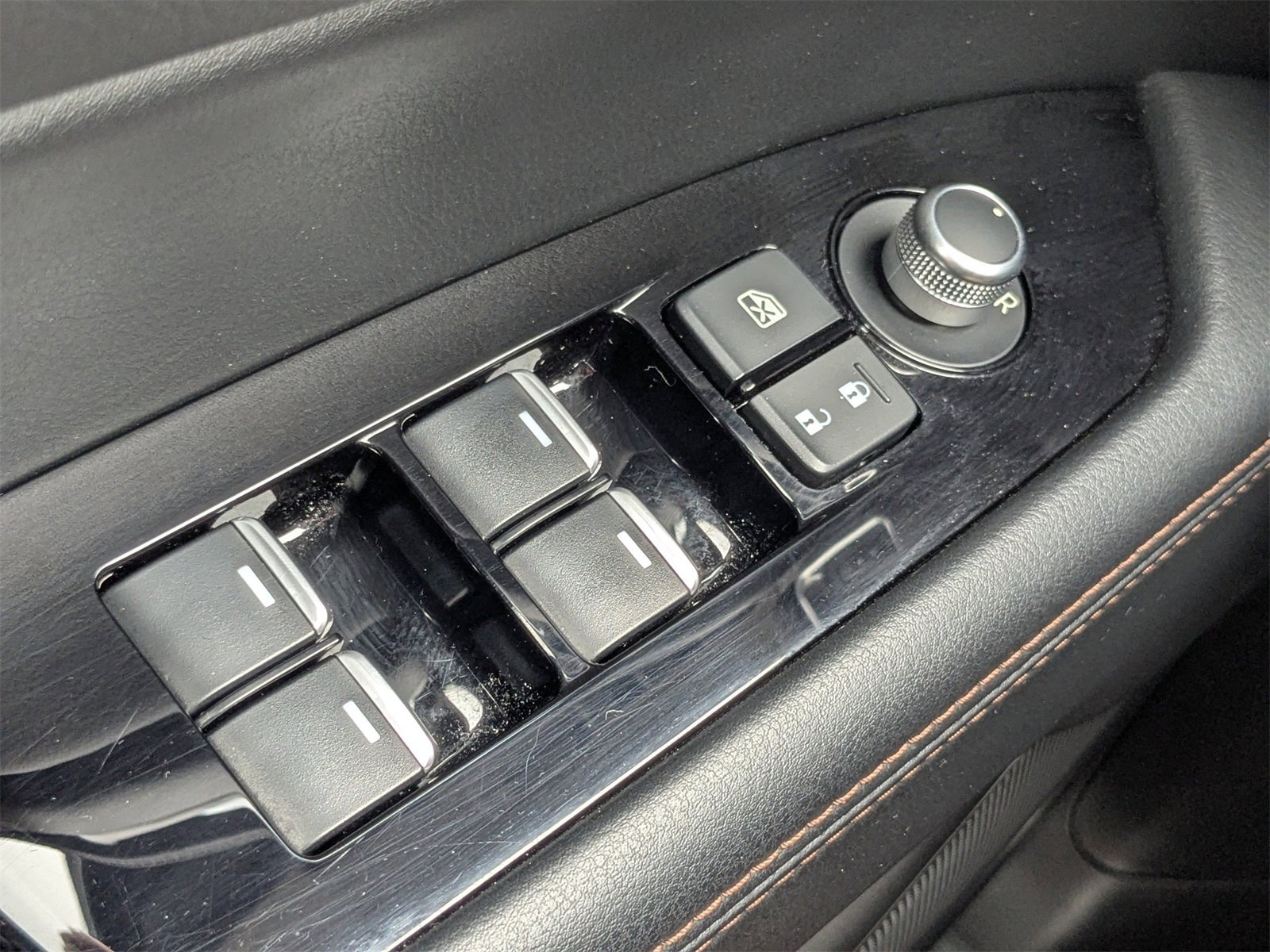 Used 2022 MAZDA CX-5 AWD 2.5 S w/ Premium Package image 24