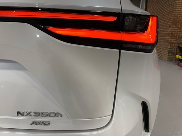 Used 2022 Lexus NX 350h AWD image 37
