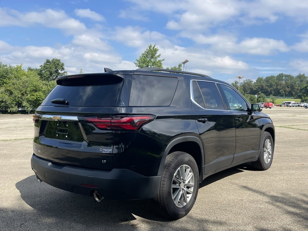 Certified 2023 Chevrolet Traverse LT image 3
