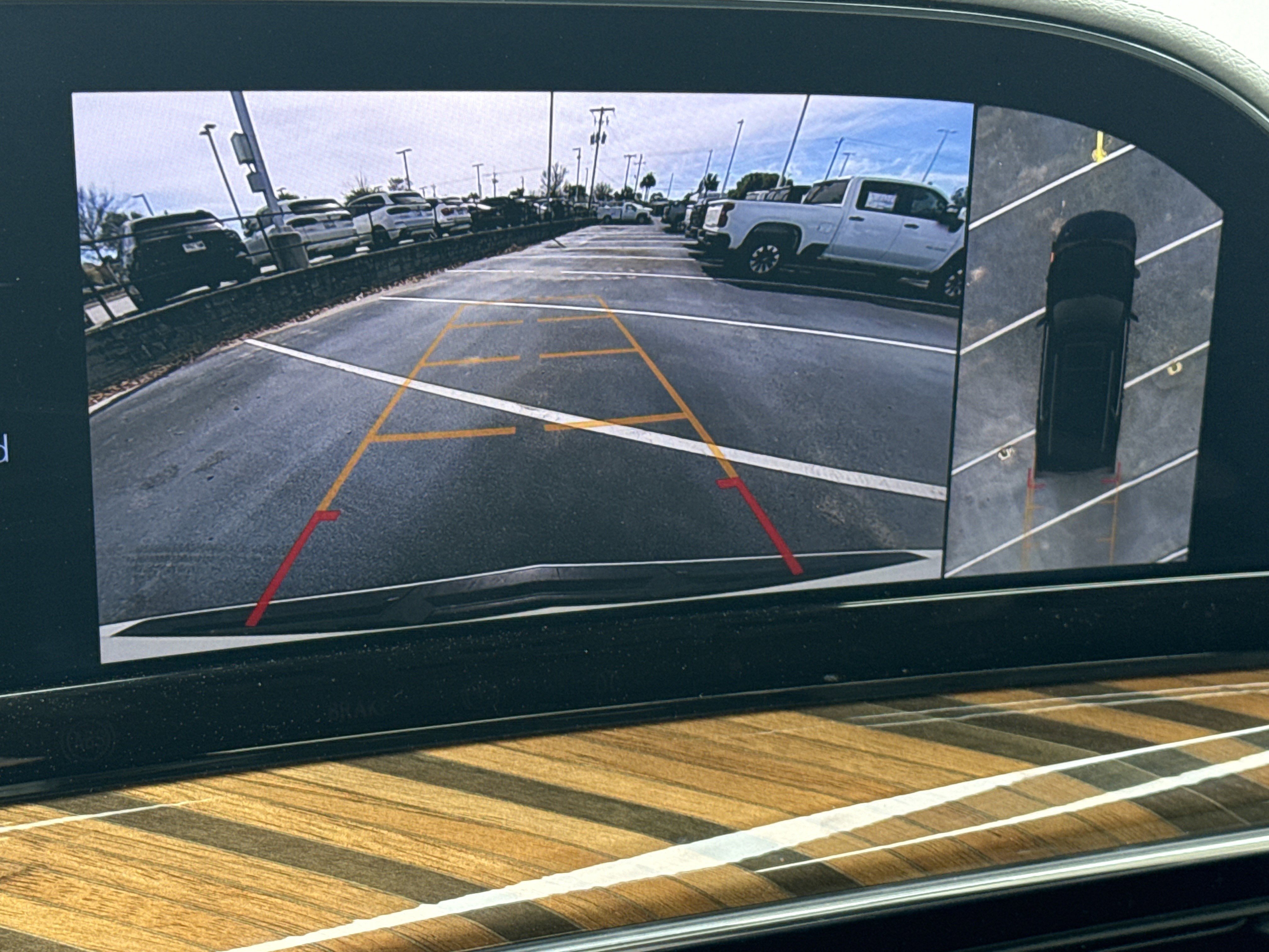 Used 2024 Cadillac Escalade Premium Luxury Platinum w/ Heavy-Duty Trailer Package image 25