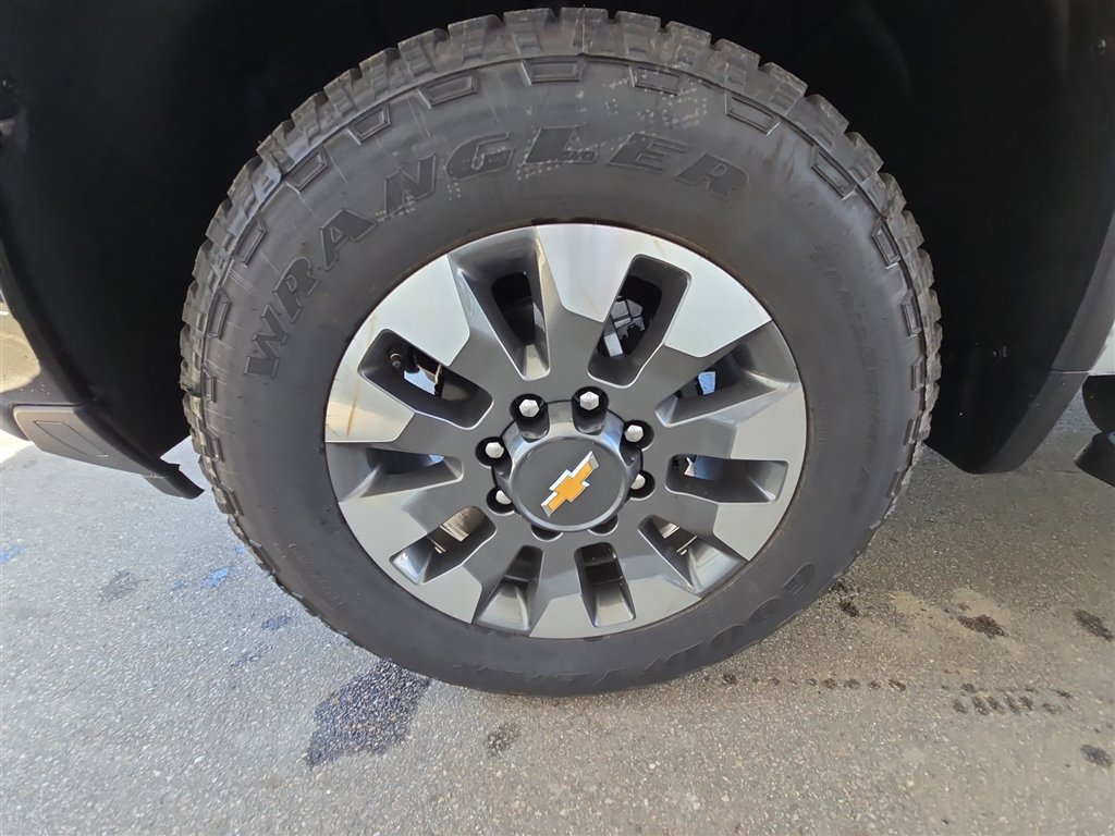 New 2025 Chevrolet Silverado 2500 Custom w/ Custom Convenience Package image 31