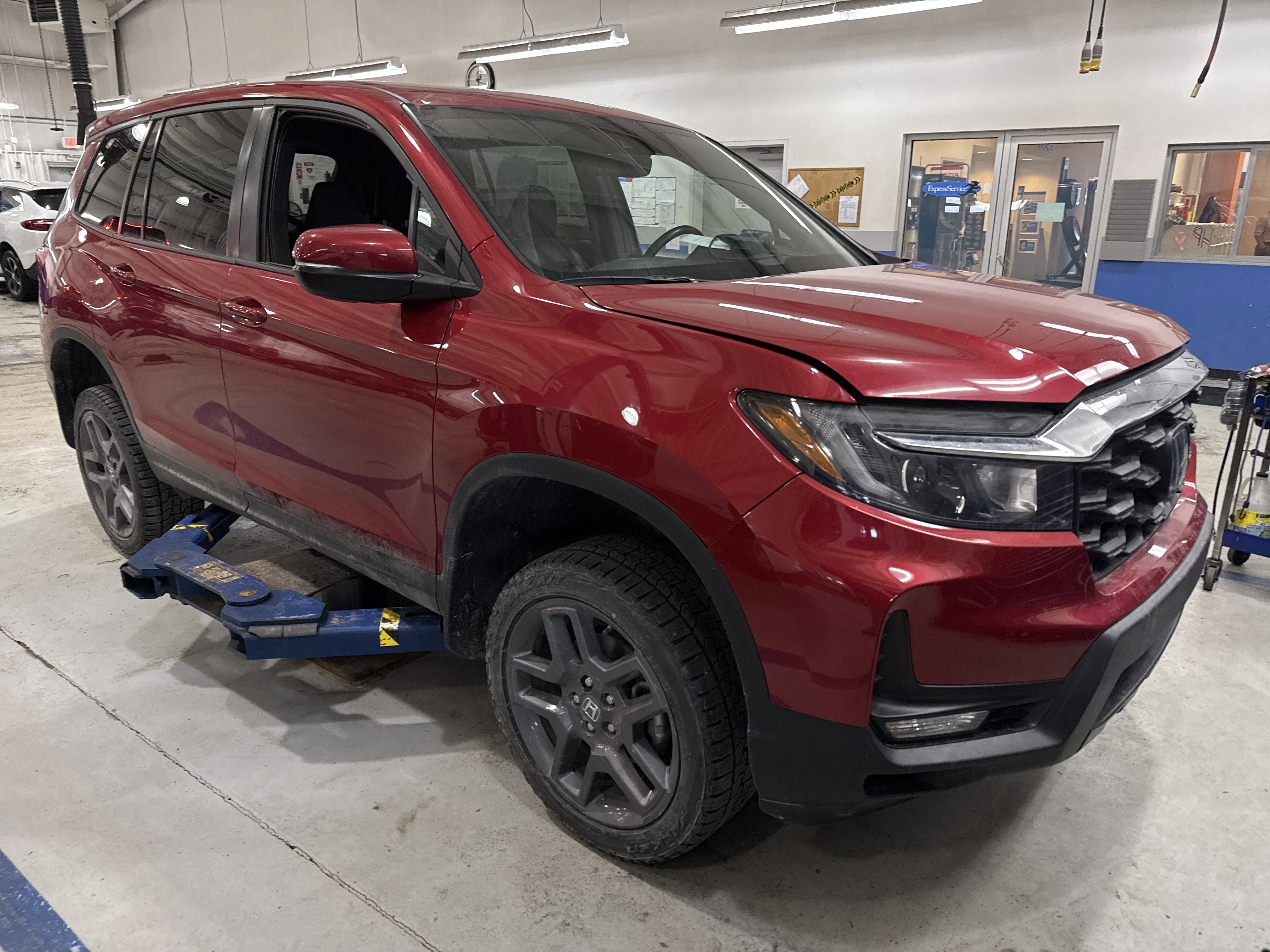 Used 2023 Honda Passport EX-L image 1
