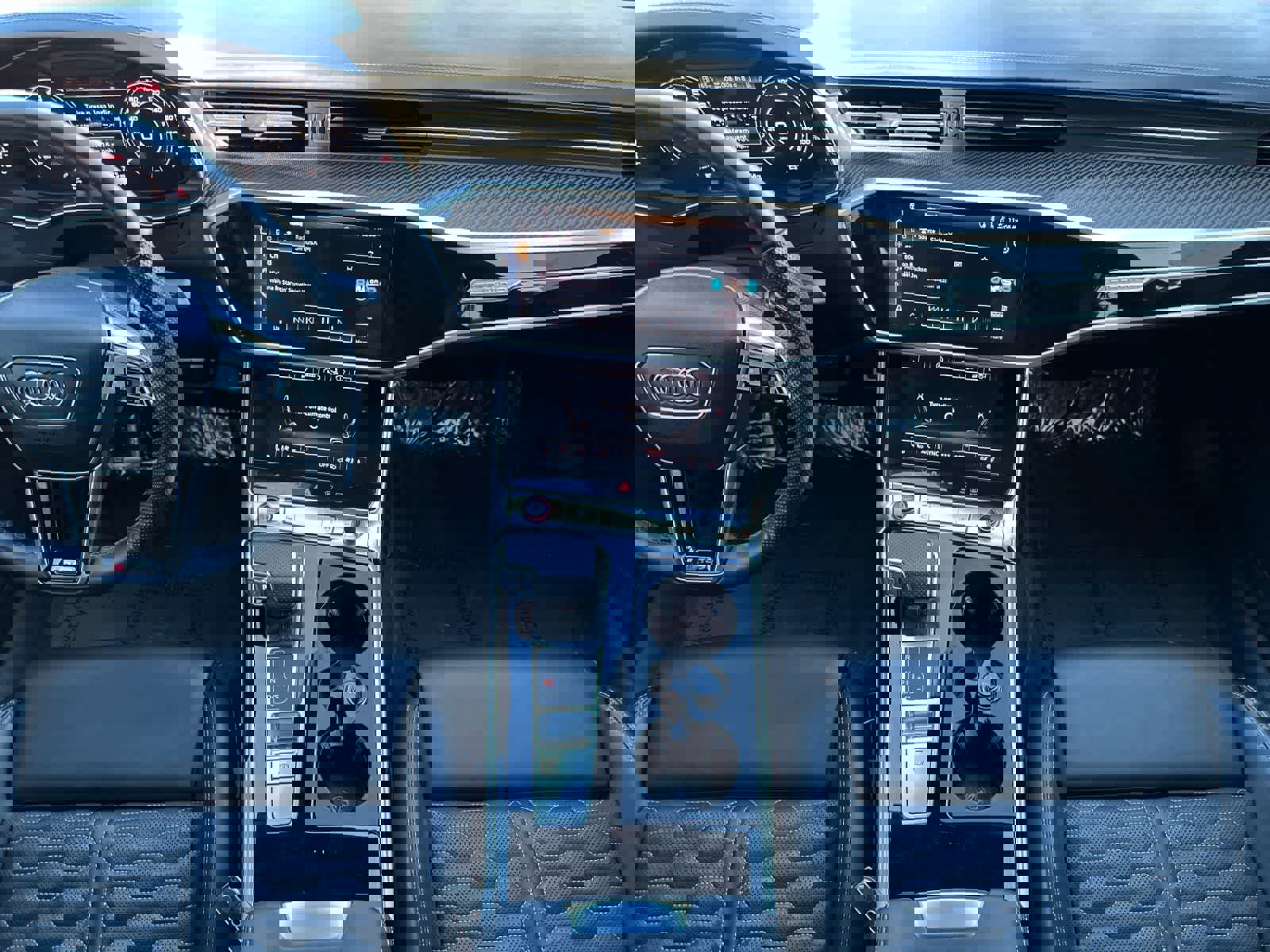 Used 2021 Audi RS 7 Sportback w/ RS 7 Executive Package image 3