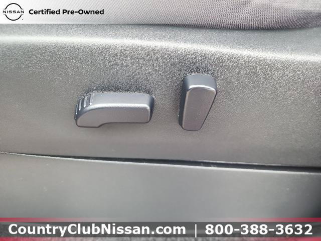 Certified 2022 Nissan Frontier SV w/ Technology Package AWD/4WD image 12