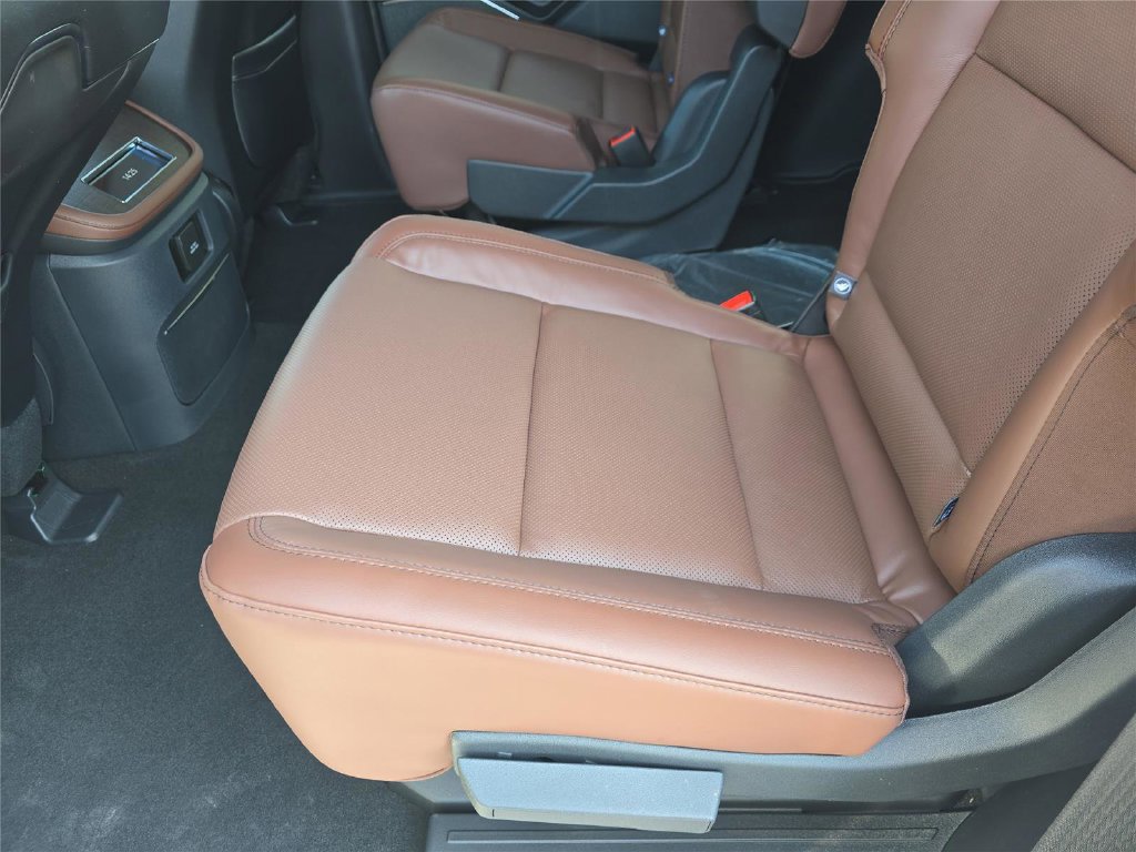 New 2026 Lincoln Navigator Reserve AWD/4WD image 14