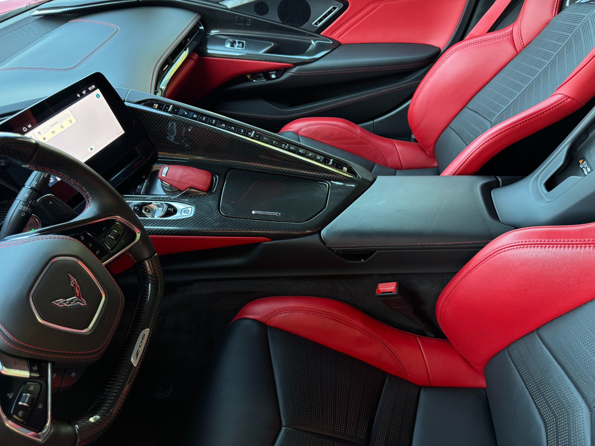 Used 2024 Chevrolet Corvette Z06 w/ Z07 Performance Package RWD image 11