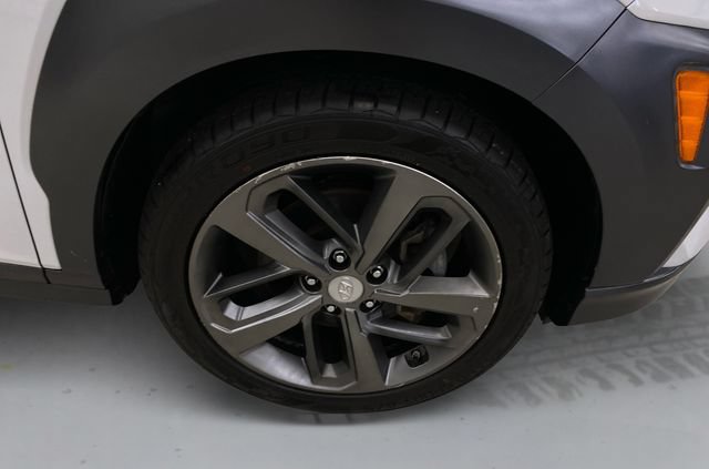 Used 2018 Hyundai Kona Limited AWD/4WD image 17