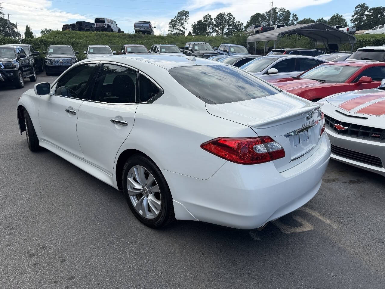 Used 2011 INFINITI M37 w/ Deluxe Touring Pkg RWD image 8