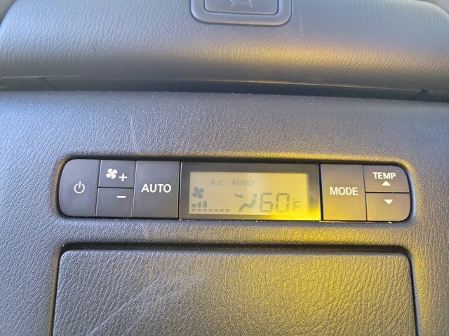 Certified 2022 Nissan Armada SL w/ Captain's Chairs Package image 19