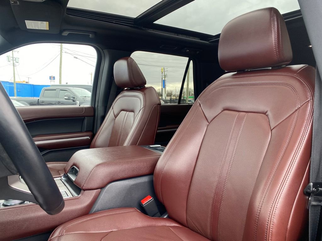 Used 2024 Ford Expedition Max Limited image 12
