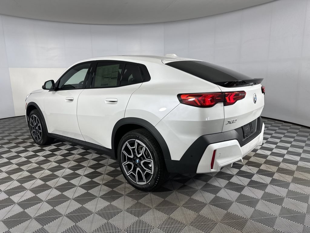 New 2026 BMW X2 xDrive28i AWD/4WD image 20