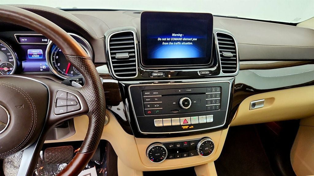 Used 2018 Mercedes-Benz GLS 450 4MATIC w/ Premium Package image 18