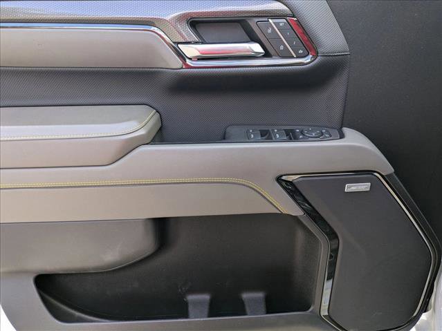 Used 2024 Chevrolet Silverado 1500 ZR2 w/ Technology Package image 5