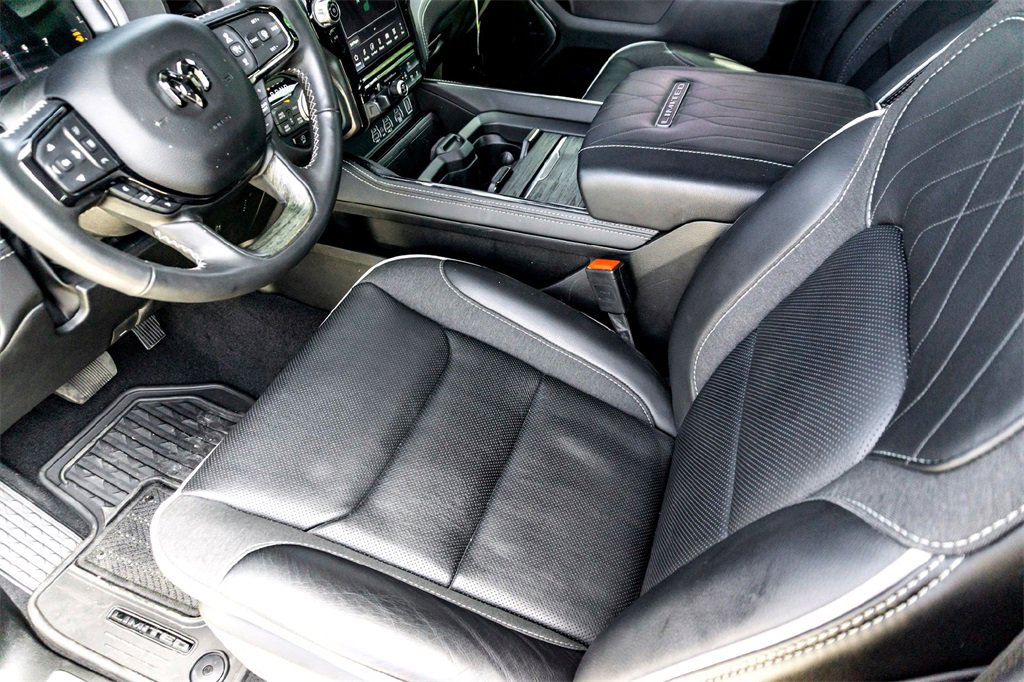 Used 2025 RAM 1500 Limited w/ Trailer Tow Group image 14