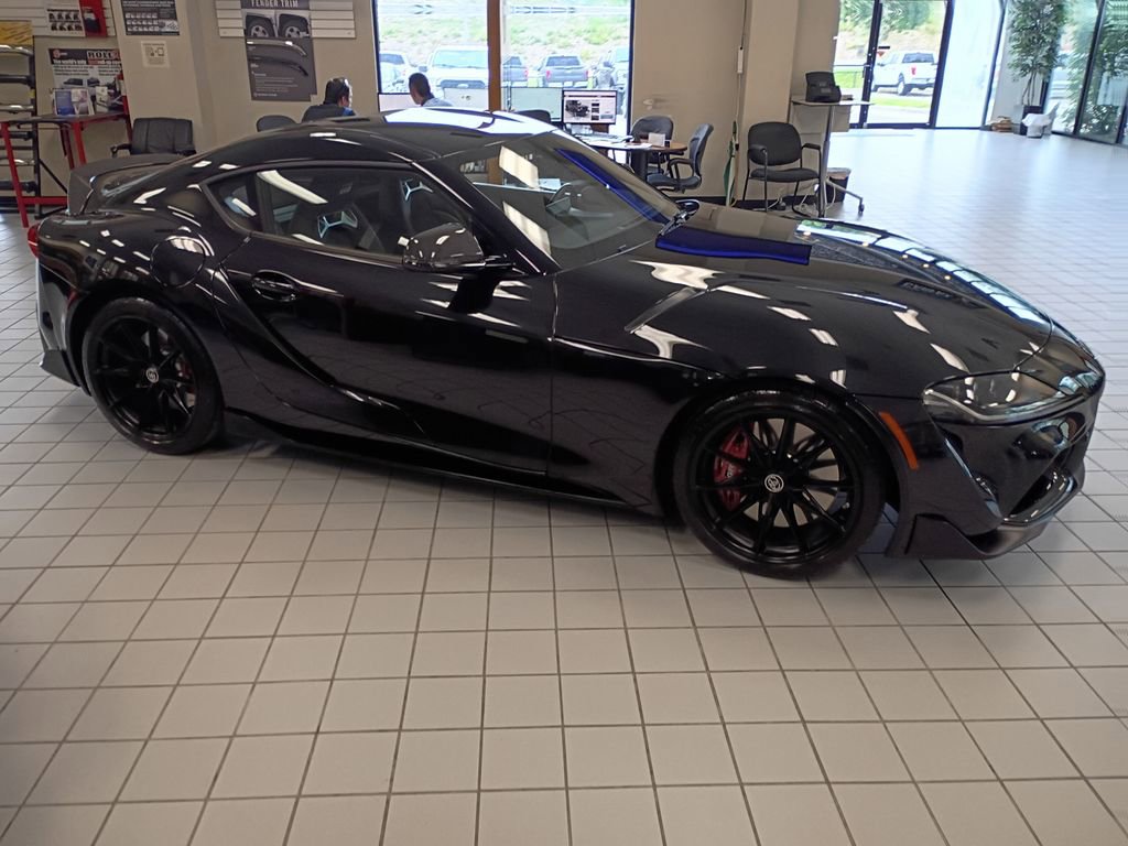 Used 2026 Toyota Supra w/ Driver Assist Package RWD image 6