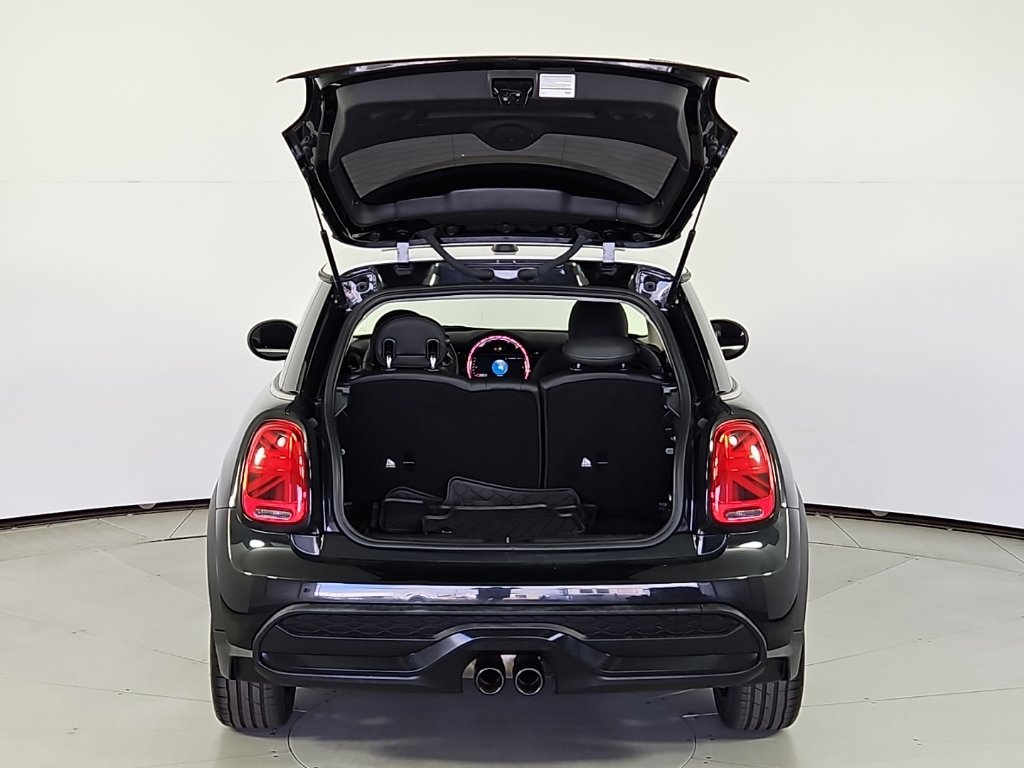 Certified 2024 MINI Cooper S FWD image 10