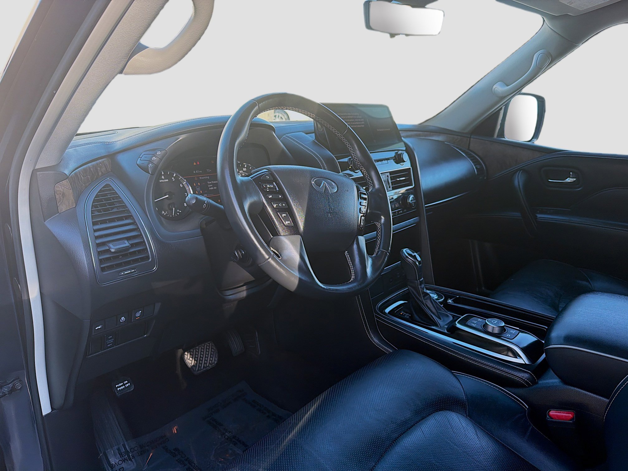 Used 2023 INFINITI QX80 Premium Select w/ Cargo Package RWD image 9