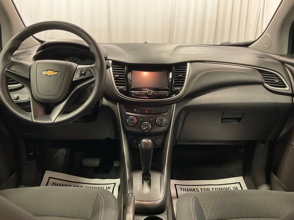 Used 2017 Chevrolet Trax LS FWD image 2