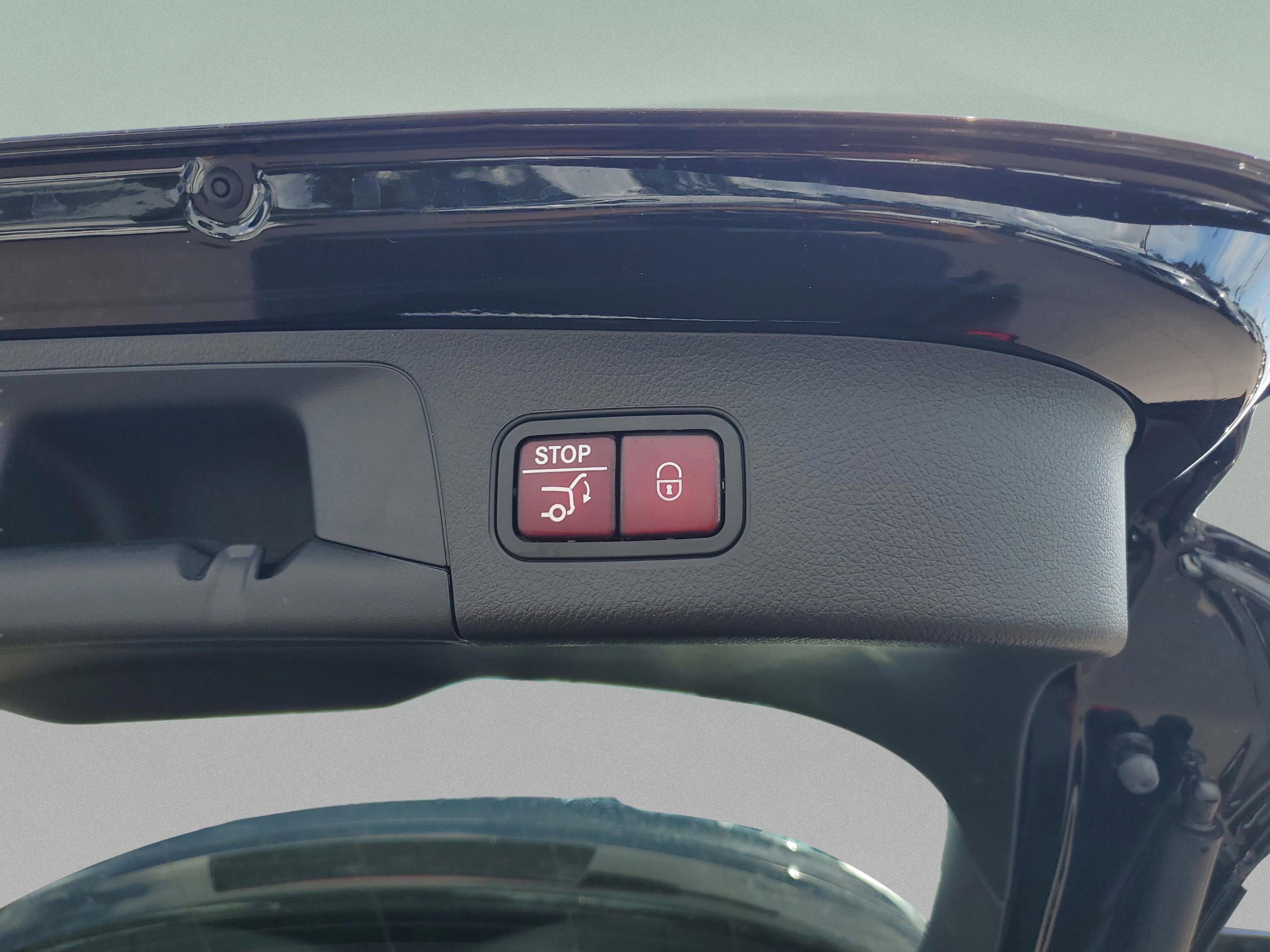 Certified 2025 Mercedes-Benz GLA 35 AMG 4MATIC image 9