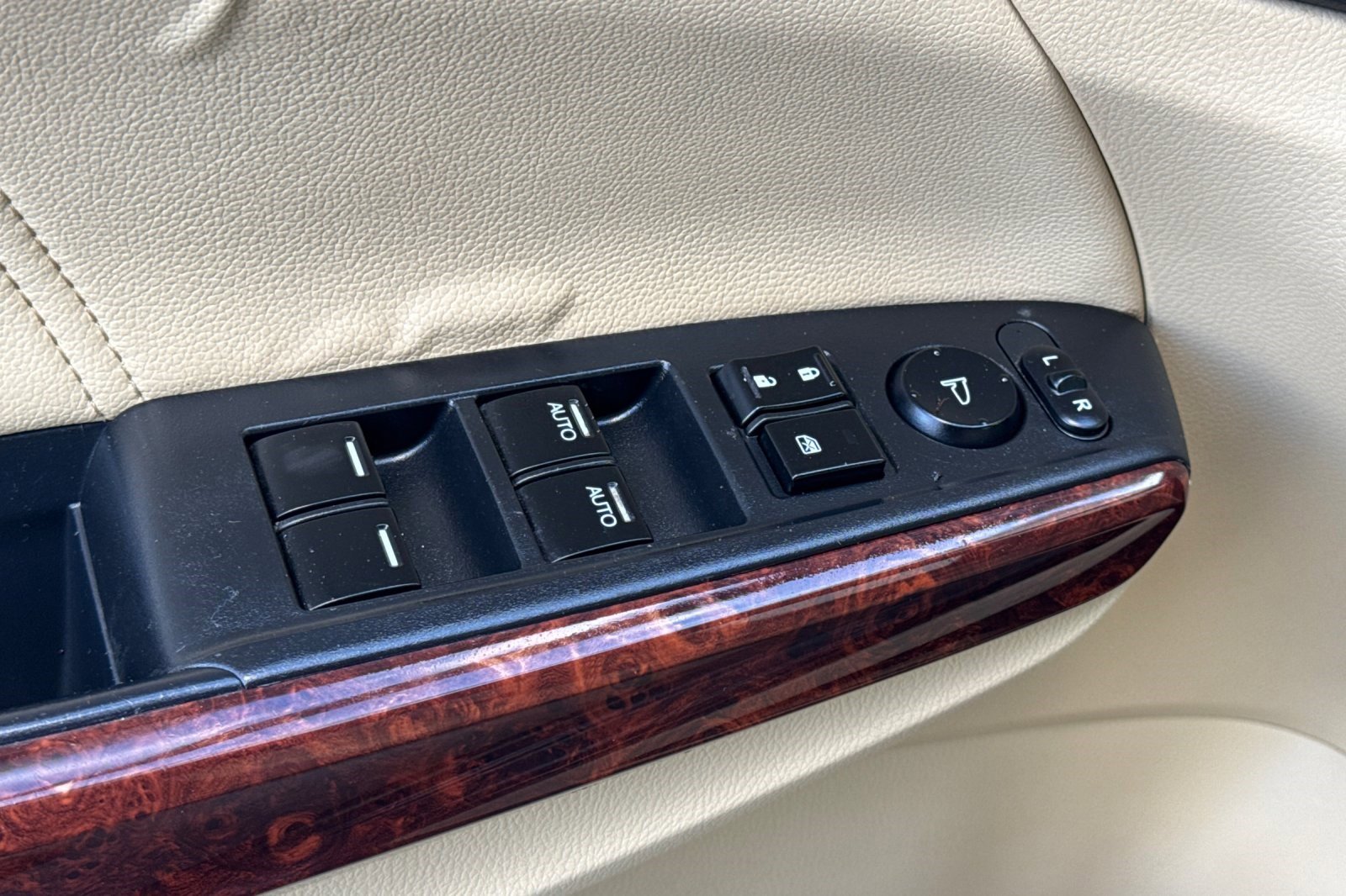 Used 2012 Honda Crosstour EX-L image 13