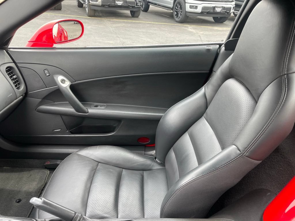 Used 2010 Chevrolet Corvette Grand Sport RWD image 16
