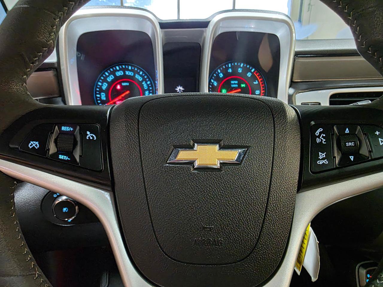 Used 2014 Chevrolet Camaro SS w/ SS Performance Package RWD image 25