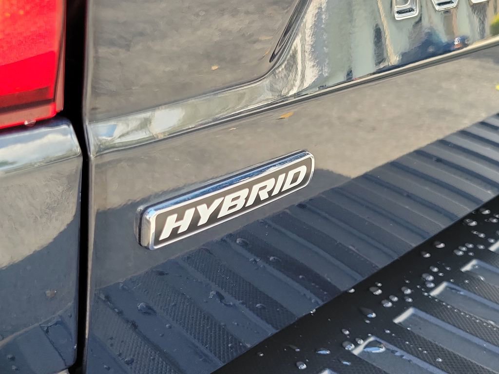 Used 2023 Ford Maverick Lariat image 7