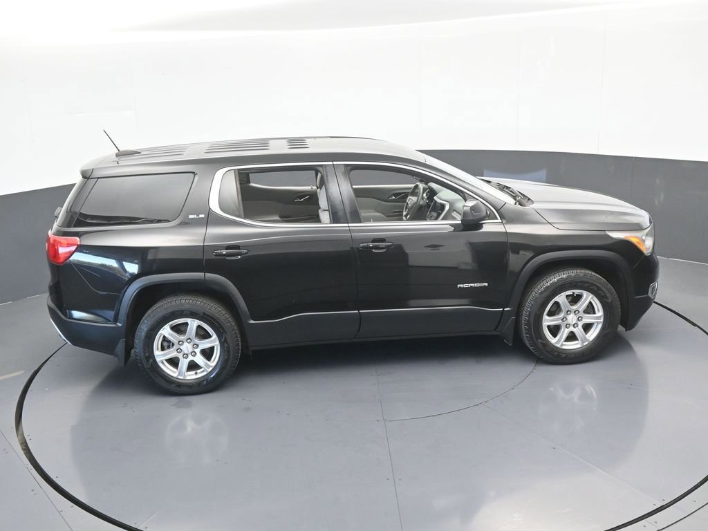 Used 2019 GMC Acadia SLE image 16