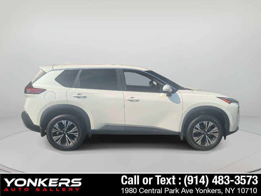 Used 2023 Nissan Rogue SV AWD/4WD image 4