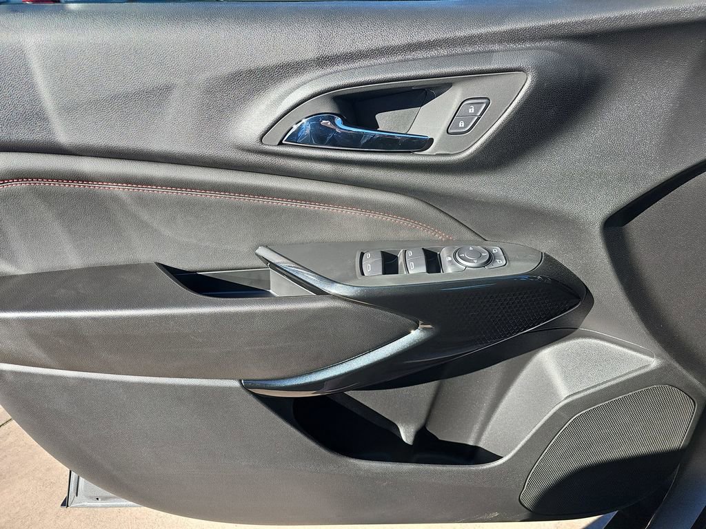 New 2026 Chevrolet Trax RS FWD image 26