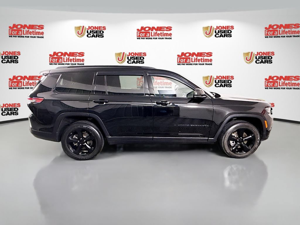 Used 2023 Jeep Grand Cherokee L Laredo AWD/4WD image 18
