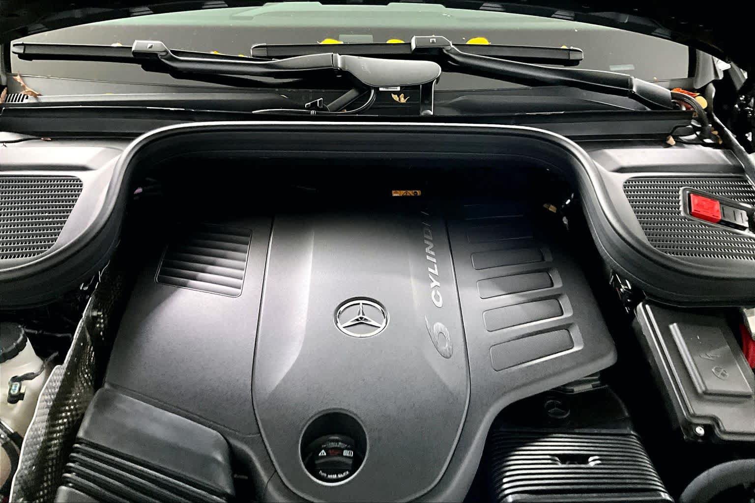 New 2027 Mercedes-Benz GLS 450 4MATIC image 16