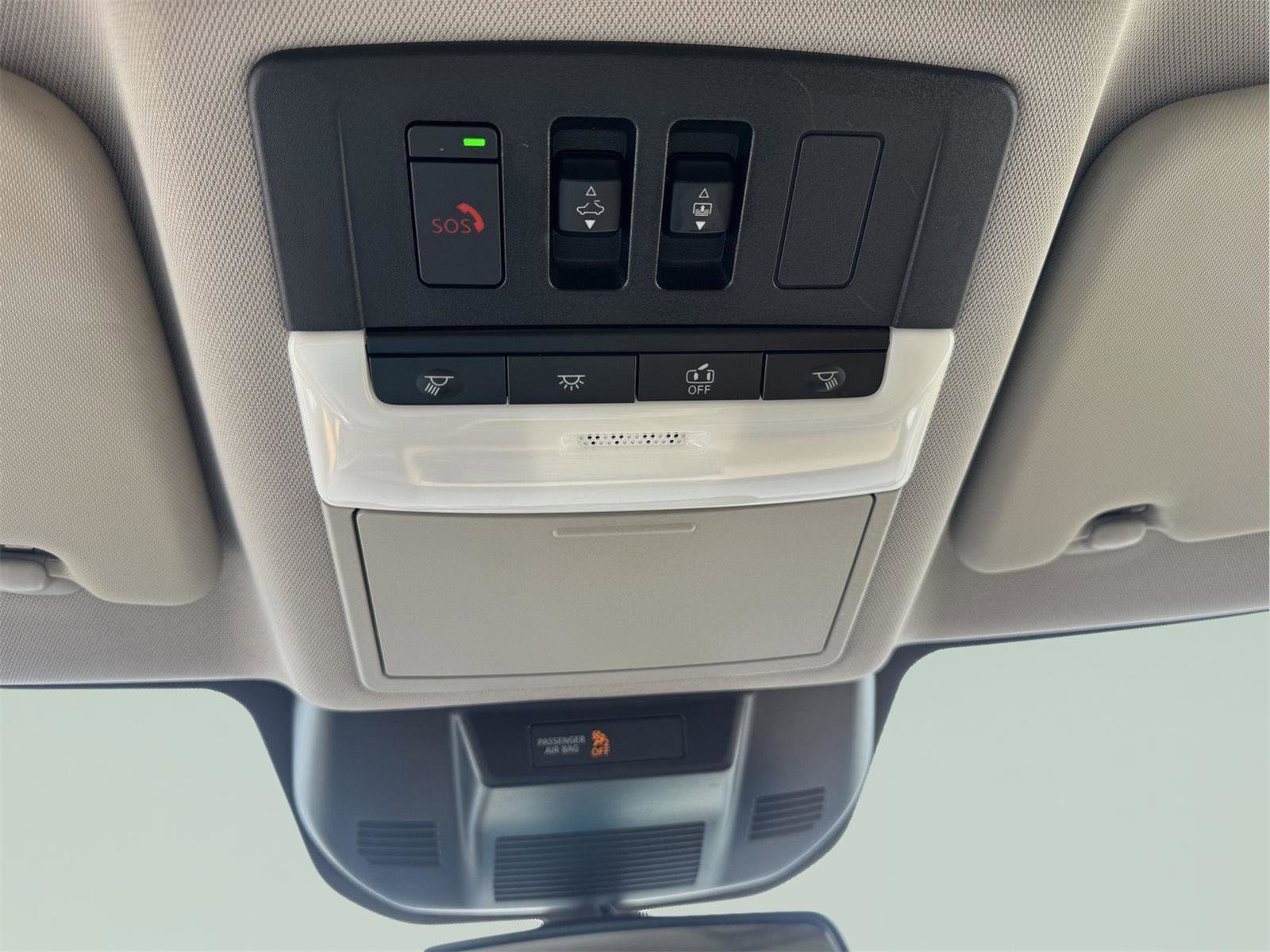 Used 2021 Nissan Rogue Platinum image 31