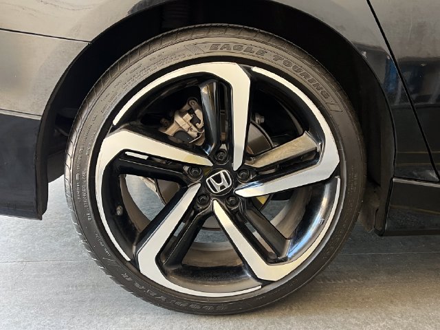 Used 2020 Honda Accord Sport image 11