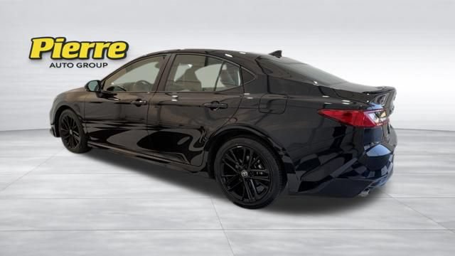 Used 2025 Toyota Camry SE FWD video 2