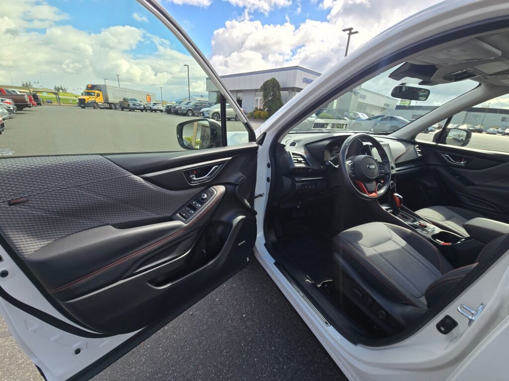 Used 2024 Subaru Forester Sport image 16