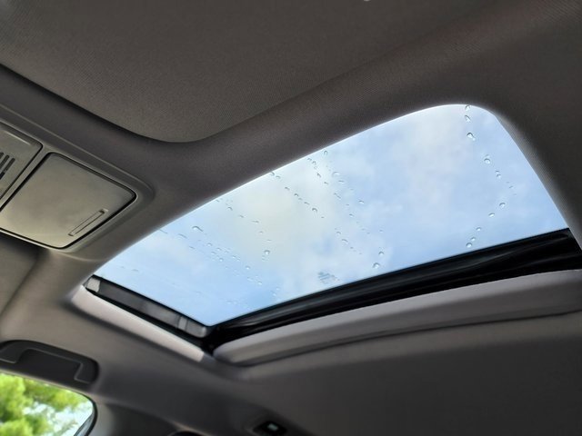 Used 2023 Honda Odyssey EX-L image 3