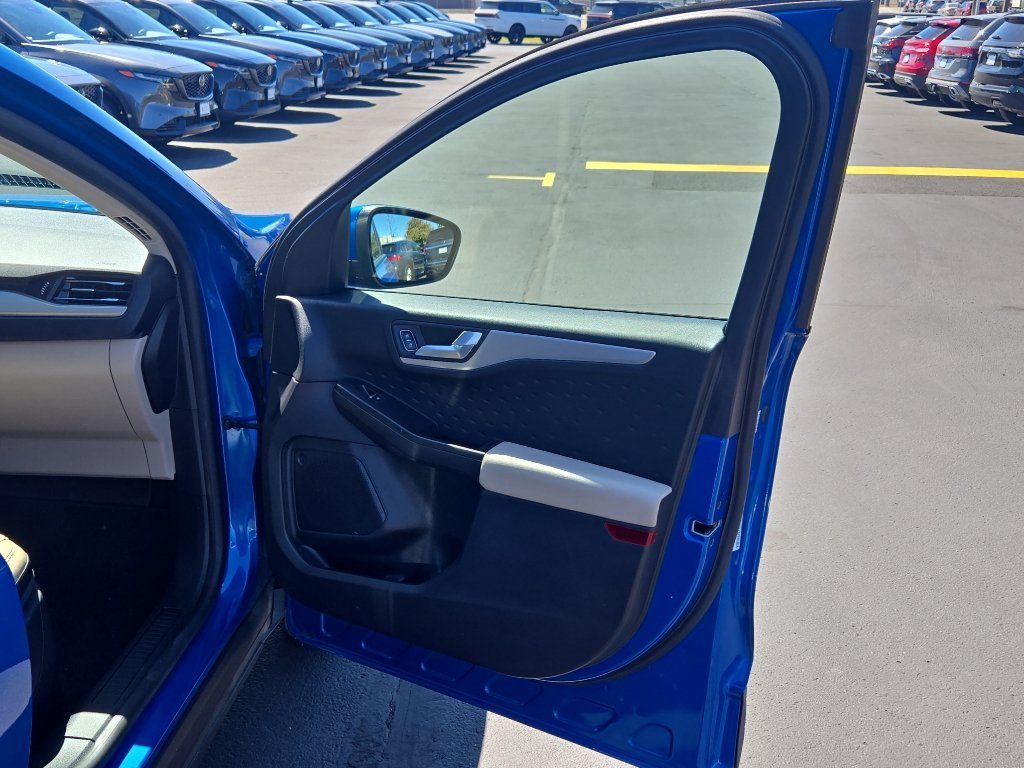 Used 2020 Ford Escape SEL AWD/4WD image 18